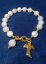 Bracelet chrétien perles de nacre croix de St Antoine