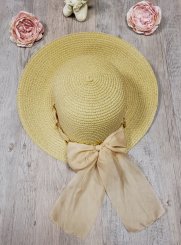 chapeaux de cérémonie femme beige