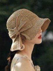 chapeaux de cérémonie femme beige
