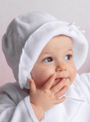 Bonnet baptême blanc pour bébé fille