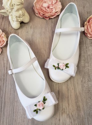 Chaussures de cérémonie pour fille Ballerine lanière + noeud et fleurs