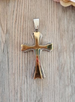 croix de communion couleur or et argent