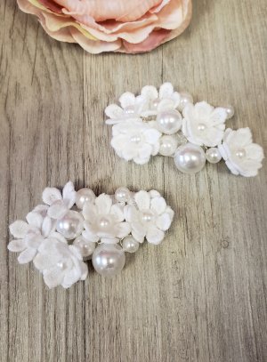 Lot de 2 compositions de fleurs et perles avec velcro