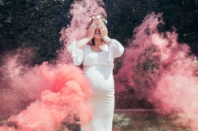 Fumigène annonce sexe bébé