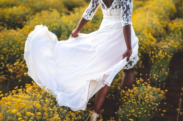 Robes de mariée courtes devant et longues derrière