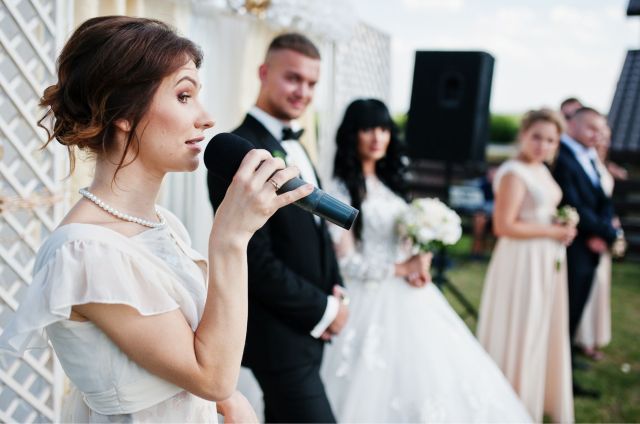La témoin de mariage peut-elle s'habiller en blanc ?