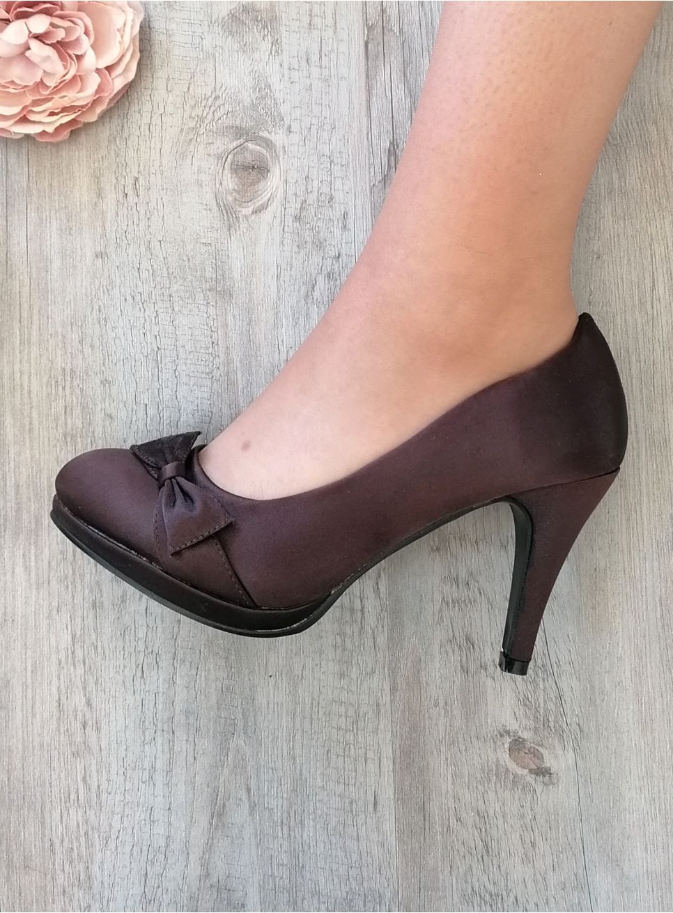 Chaussures De Soirée Femme Anne Michelle – Talon Stiletto, Satin Noir, Pointe Ouverte (Peep Toe) – UK 5