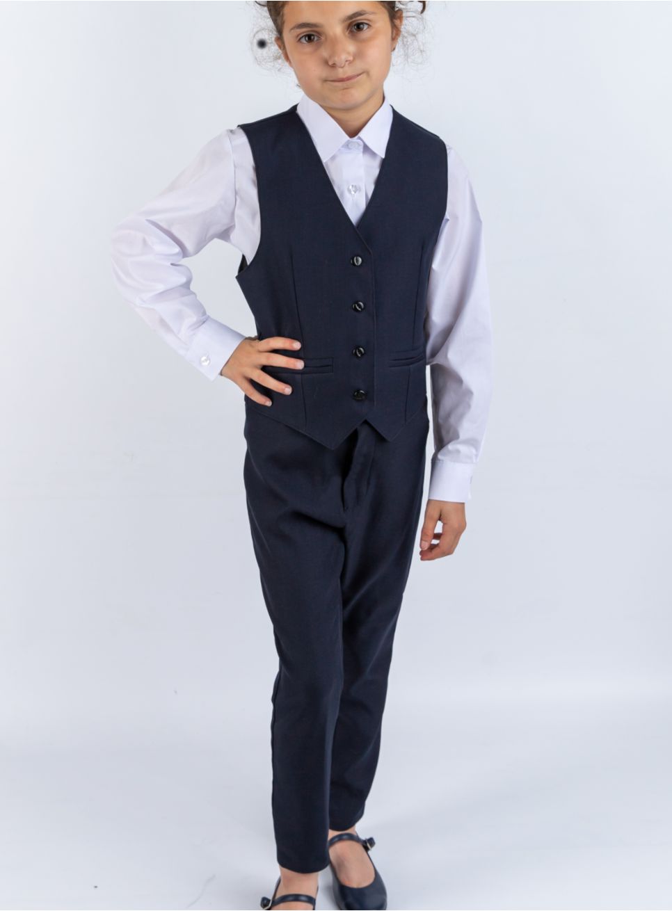 Pantalon formel pour garçon : parfait pour toutes les occasions