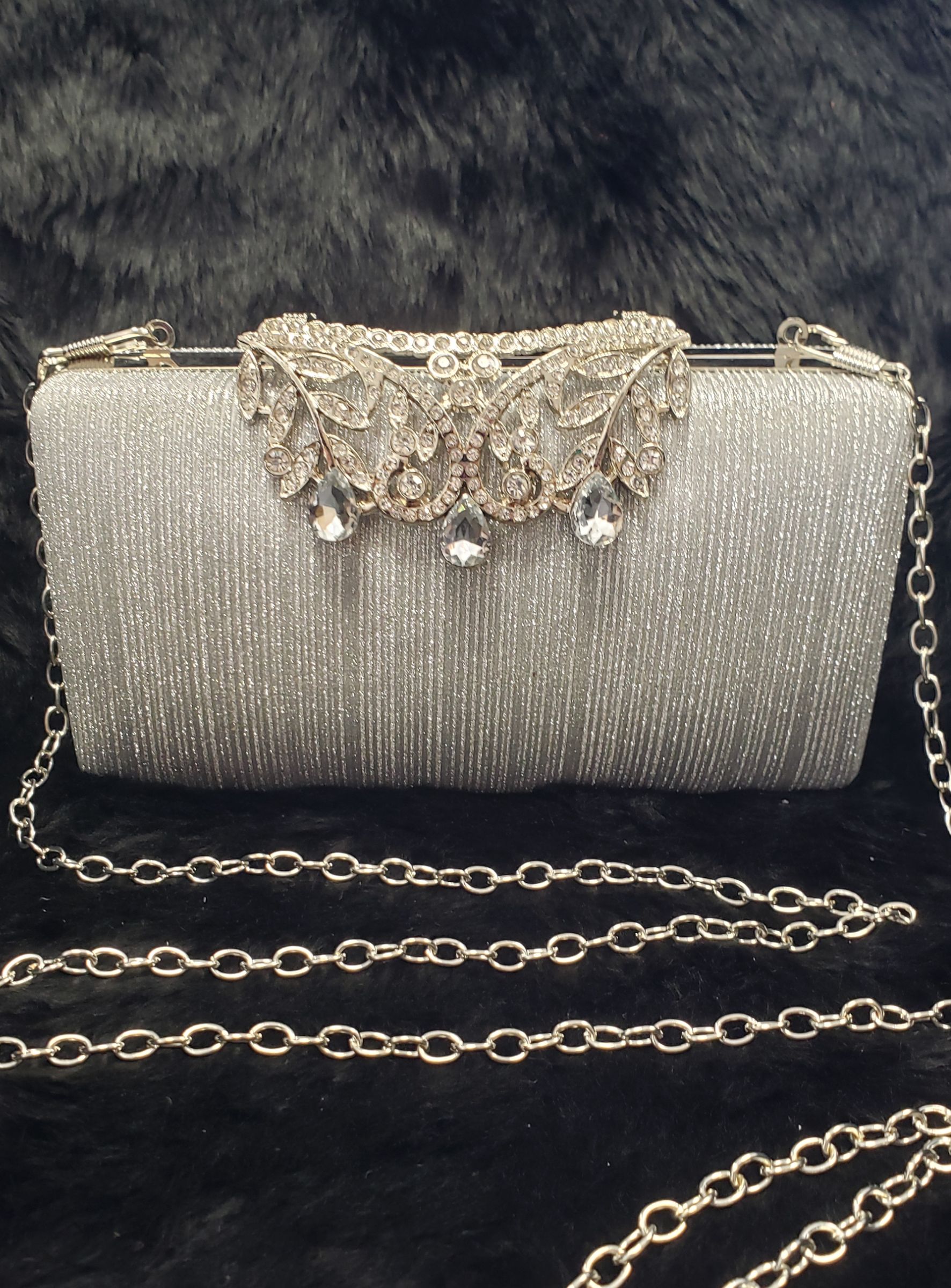 Cravate En Strass Argenté – Longueur Réglable, Tour De Cou Jusqu’à 31 Cm, Accessoire Mode Élégant