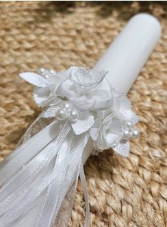 Noeud pour cierge avec fleurs et perles – Élégance pour cérémonie