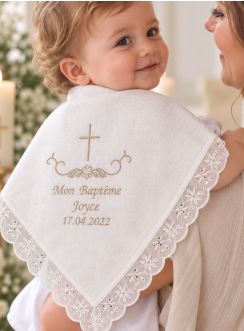 Linge de baptême blanc cassé en lin et dentelle de coton