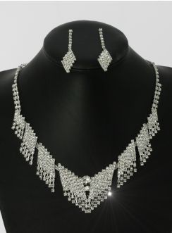 Parure bijou soirée argenté avec boucles d'oreilles et strass