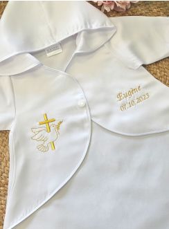 Cape baptême satin blanc brodée Croix et Colombe 