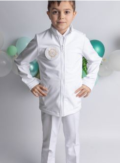 Une tenue pour communion disponible du 8 aux 16 ans.