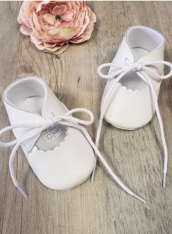 Chaussons de baptême cuir blanc pour bébé fille