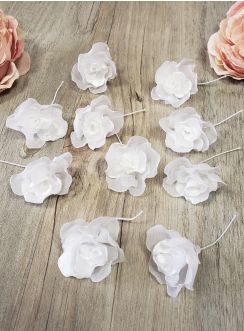 10 fleurs à piquer pour coiffure cérémonie mariage