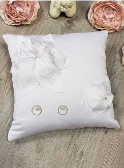 Coussin pour alliances blanc fleur en relief