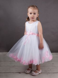 Robe de cortège enfant avec pétale rose, bleu, noir, rouge....