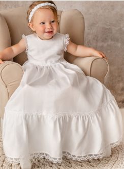 Robe de baptême longue traditionnelle fille modèle Léa