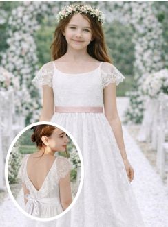 Robe dentelle blanche pour fille modèle Ilyana