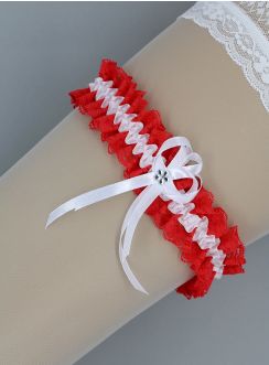 Jarretière rouge originale en dentelle