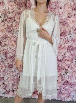 Peignoir kimono mariage en dentelle pour femme: raffiné !