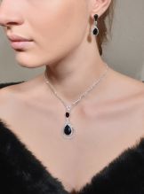 Parure De Bijoux Fantaisie : Collier + Boucles D'oreilles Strass - Neuf Avec étiquettes