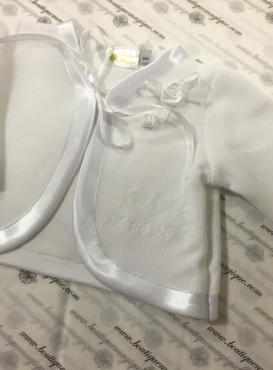 veste bébé blanche pour baptême avec broderie blanche
