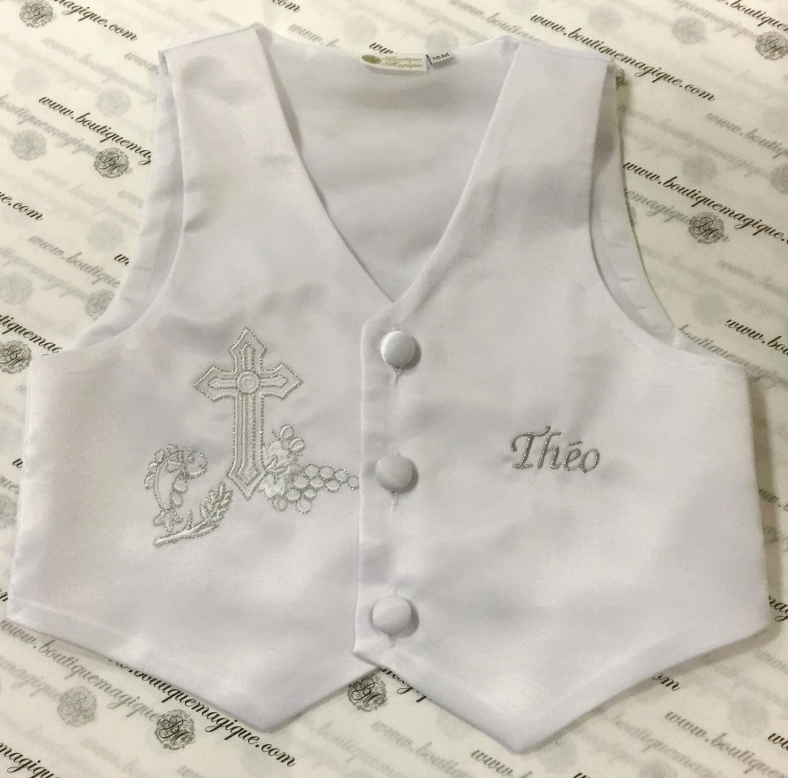 tenue pour garçon pour baptême avec croix chrétienne