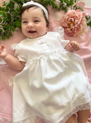 robe bébé fille pour un magnifique baptême