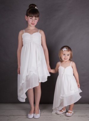 robe mariage enfant blanche assymétrique